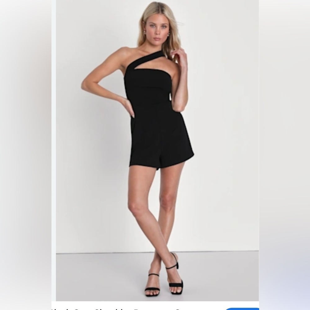 NWT Lulus One  Shoulder Black Romper - Large
